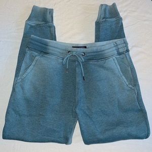 American Eagle Joggers 🦋